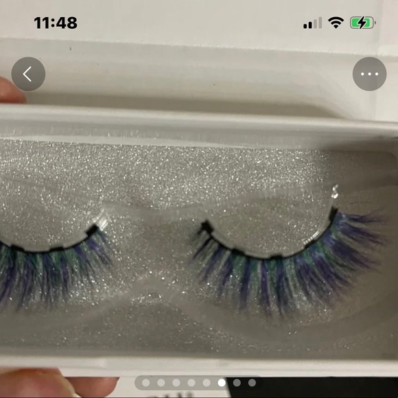 8 pair Magnetic eyelashes price range 30-39 a pair - Picture 4 of 8